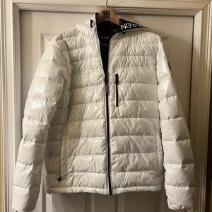 NWT Calvin Klein Men's Glossy White Puffer Jacket Size L